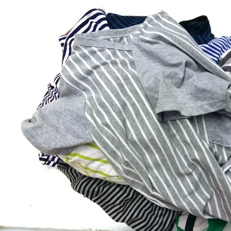 Materiale din casă pe care le poți transforma în cârpe eficiente pentru curățenie