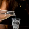 A băut doar apă timp de 15 zile și a ajuns la spital! Ce afecțiune gravă a dezvoltat o femeie de 31 de ani?
