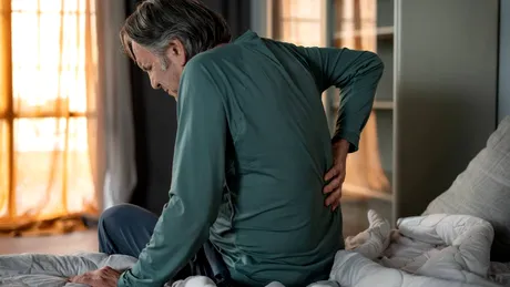 Hernia de disc, de la primele simptome la tratamentul corect. „Poate fi prevenită prin evitarea sedentarismului”