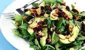 Alimentul gras care te ajută să dormi mai bine. Ce să mănânci înainte de culcare