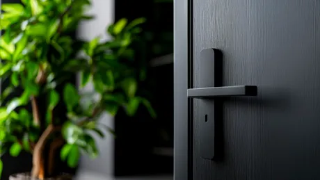 18 lucruri pe care să nu le mai ții niciodată la ușă! Atrag ghinionul și hoții