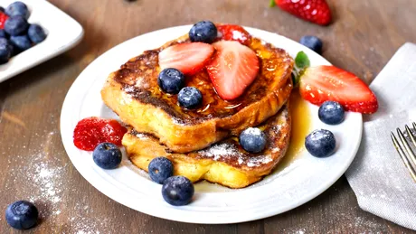 French toast perfect. Cum prepari desertul franțuzesc după rețeta originală