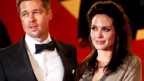 Numele gemenilor cuplului Jolie - Pitt alese in amintirea rudelor acestora