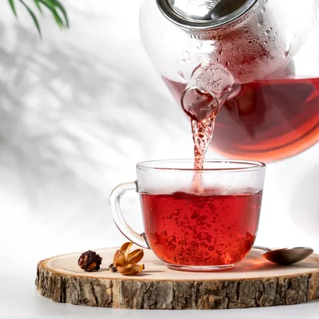 Beneficiile incredibile ale ceaiului de fructe de pădure. Ne menține pielea tânără și reduce riscul de boli cronice