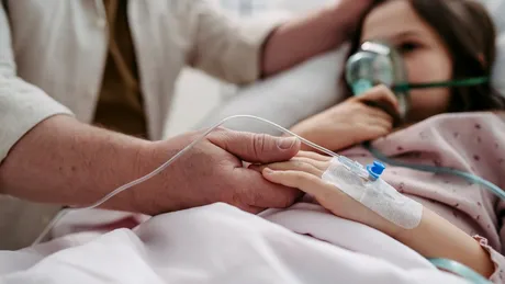 O mamă a dat în judecată spitalul unde fiica ei a murit. Micuța a fost diagnosticată greșit! Doctorii credeau că e doar răcită