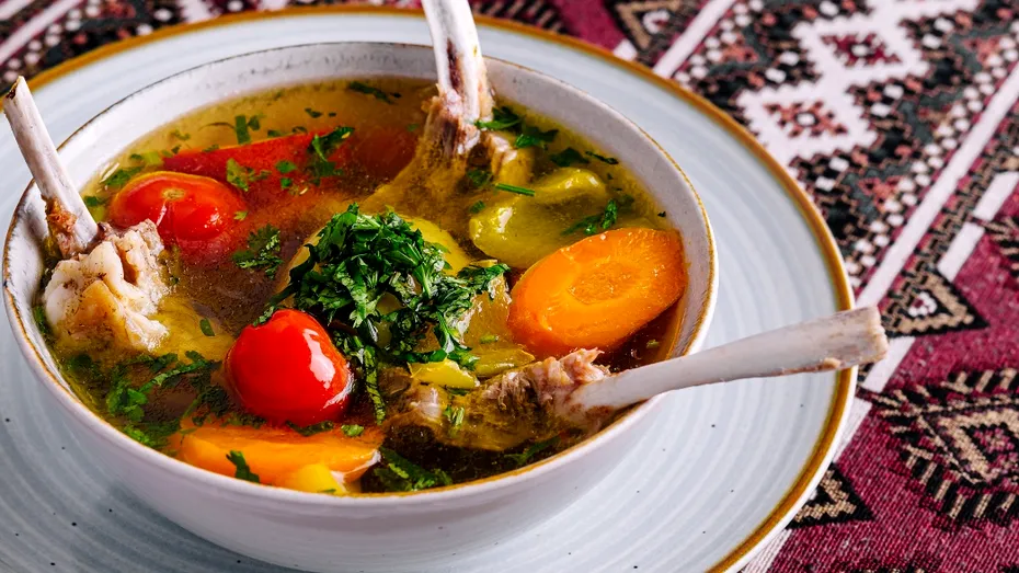 Ciorba de miel „à la Radu Anton” cucerește mesele de Paște. Rețeta simplă care a devenit preferata gospodinelor