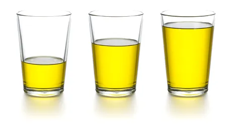 De ce ar trebui să bei un shot de ulei de măsline în fiecare dimineață. 4 beneficii majore pentru sănătate