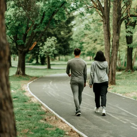 O plimbare de doar 2 minute după masă ajută la controlul glicemiei și ameliorează depresia