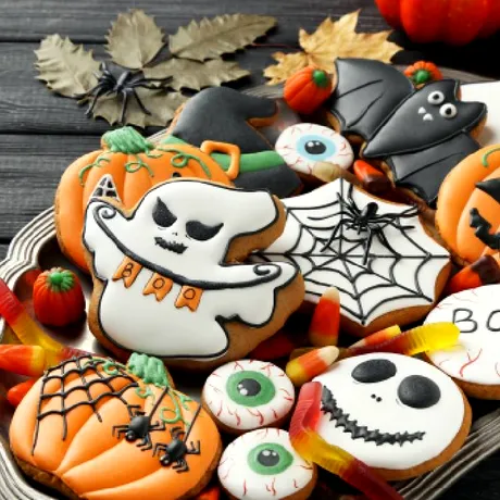 Halloween și zahărul: cât de mult dulce poate mânca un copil într-o singură seară și cum gestionează părinții situația