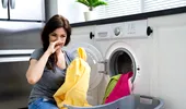 Cum scoți mirosul de pe prosoape fără fierbere. Metoda blândă care funcționează peste noapte