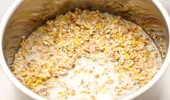 Mască cu ovăz pentru ten sensibil. Cum o prepari și de ce este unul dintre cele mai blânde ingrediente pentru piele