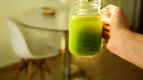 Cele mai bune sucuri de fructe și legume pentru micul dejun. 9 rețete pe care TREBUIE să le încerci!