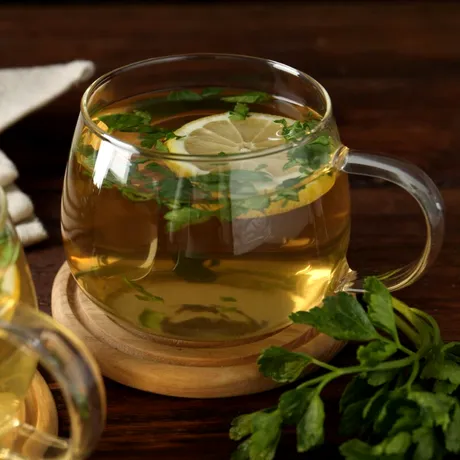 Curățare naturală a rinichilor: ce bei pe stomacul gol face diferența