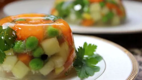 Greșeala care strică piftia de post. Când trebuie adăugat usturoiul ca să iasă perfectă