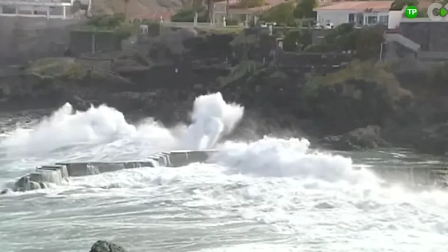 Cine erau românii care au murit în Tenerife, după ce un val uriaş a lovit o piscină naturală? Au ignorat avertismentele autorităților