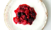 Cheesecake cu fructe de pădure – o reţetă de Anca Lungu