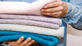 Cum cureți în profunzime prosoapele înainte de vară. Trucurile simple care elimină mirosurile și le fac din nou pufoase