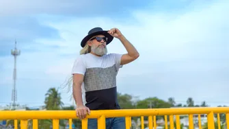 Un pensionar și-a schimbat viața după ce s-a mutat în altă țară: „Plătesc chiria 100 de euro și doar 4 euro pe zi pe mâncare”