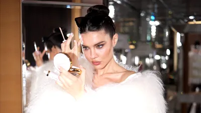 Cum s-a fotografiat Christina Ich de Ziua Îndrăgostiților. Influencerița a împărțit internetul în două!