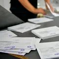 Ai ieșit la pensie, dar încă lucrezi? Când poți cere recalcularea pensiei și ce trebuie să știi