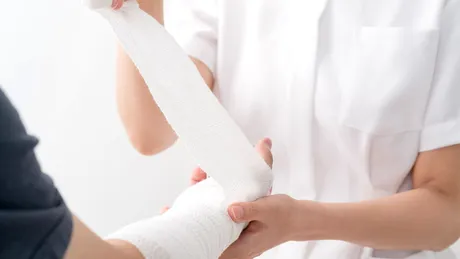 Cum se tratează corect fracturile și cât durează recuperarea?