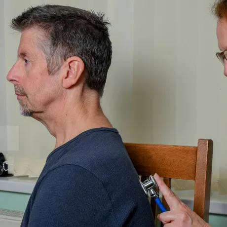 Simptomul cu care pacienții se prezintă la internarea în spital, care indică riscul de complicații grave sau chiar deces. Unul din zece pacienți spitalizați e afectat de acest fenomen