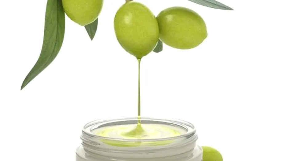 Ulei de măsline: efecte miraculoase pentru frumuseţe!