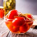 Gogoșari cu miere și oțet, după rețeta lui Radu Anton Roman. Ingredientul care dă murăturilor un gust aparte