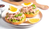 10 proteine de origine animală care nu îți sabotează dieta. Alimente sățioase și ușor de inclus în meniu