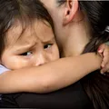 Anxietatea de separare la copii: cum o recunoști și ce poți face ca părinte