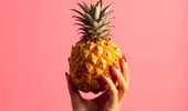 Ananasul: 3 motive să nu lipsească din alimentaţie