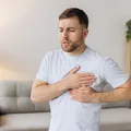 Atac de panică sau atac de cord? Cum faci diferența între cele două și când trebuie să ceri ajutor medical