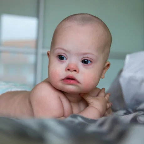Mărturia unui student de 21 de ani despre frica de a deveni tată a unui copil diagnosticat cu sindromul Down: „Mă simt blocat”