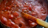 Câtă sare se pune la 10 kilograme de roșii pentru bulion