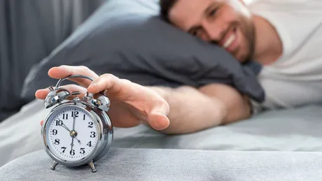 Ce este mai bun: somn scurt, profund sau somn lung, mai ușor?