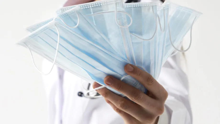 Care mască este cea mai potrivită pentru poluarea aerului: trebuie verificate caracteristicile