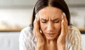 Scapă de durerea de cap fără pastile. Două băuturi naturale care sunt eficiente