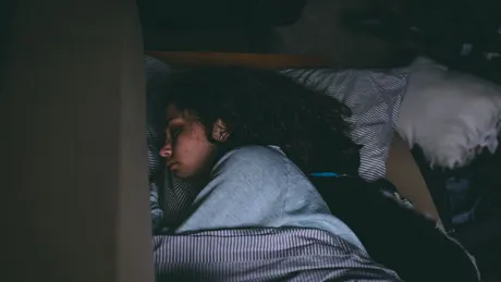 Transpiraţiile nocturne: ce le cauzează