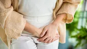 Infecțiile urinare după menopauză. De ce apar mai des și când pot deveni periculoase