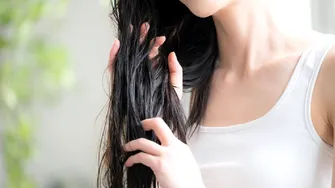 Leave-in conditioner, hair mask și hair oil: diferențele dintre ele și cum le folosești corect
