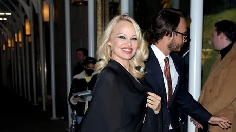 Cum arată fiul Pamelei Anderson, la 25 de ani. Au fost surprinși la cină