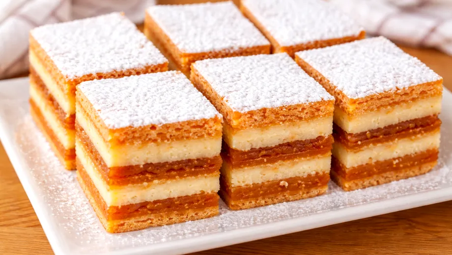 Prăjitura cu bulion, rețeta clasică. Cum să faci cel mai simplu desert românesc