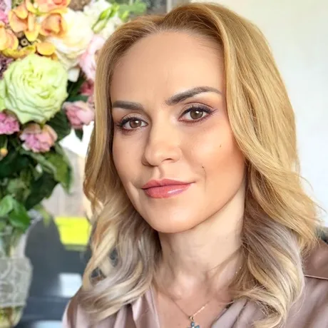 Cum arată Gabriela Firea, după ce a apelat la medicul estetician. Schimbările pe care le-a făcut la față