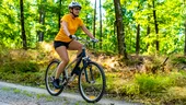 Arde caloriile, sus pe bicicletă! Beneficiile sportului recomandat pentru toate vârstele