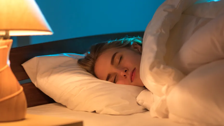 Ce boli riști dacă dormi cu lumina aprinsă