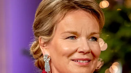 Cum arată regina Mathilde a Belgiei la 50 de ani