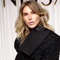 Corina Bud a pozat nud și a pus fotografia pe internet. Cum arată artista la 46 de ani
