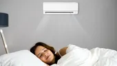 Ventilatorul pornit toată noaptea poate afecta serios sănătatea! Riscurile ascunse ale acestui obicei din timpul verii