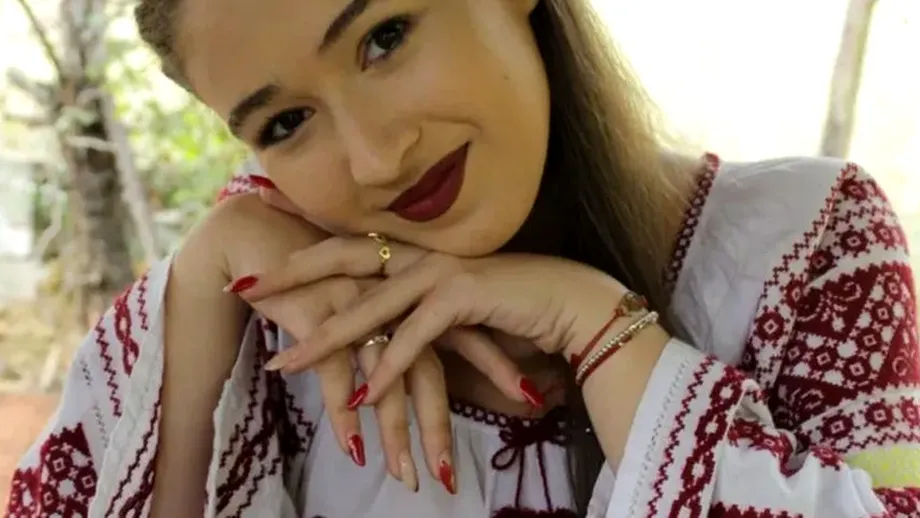 Doliu în folclorul românesc. Andreea Micu a murit la doar 17 ani, după ce a suferit un AVC înainte de a urca pe scenă