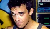 Robbie Williams: „Am fost in Take That si in cel putin 2 membre Spice Girls!”